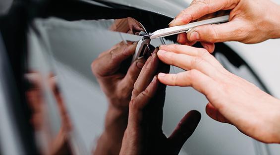 Tint a Car windscreen tinting work