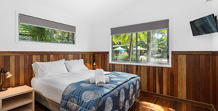 Angourie Resort bedroom area