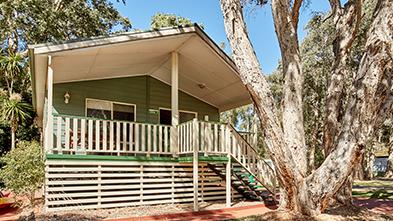 Kingfisher Cabin exterior