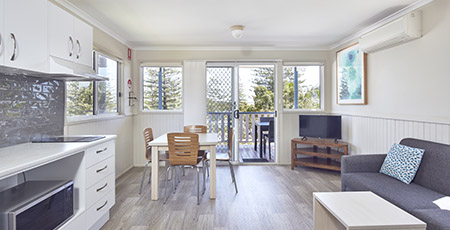 Ocean Breeze Cabin interior, Port Macquarie