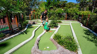 Mini golf at South West Rocks Holiday Resort