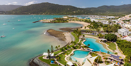 Airlie Beach Lagoon, credit: Tourism and Events Queensland