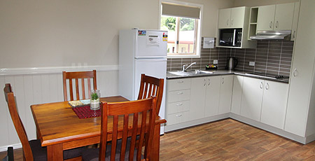 Atherton Tablelands Eco Family Villa kitchen