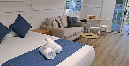 Cape Hillsborough Studio interior