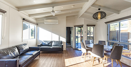 Halls Gap Executive Villa living room