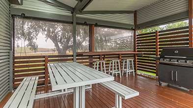 Warnambool 3 bed river view villa