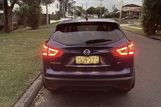 Nissan Qashqai brake lights