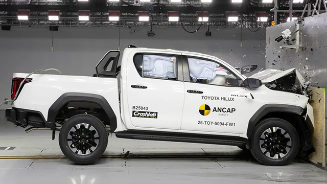 Crash test of a Toyota Hilux
