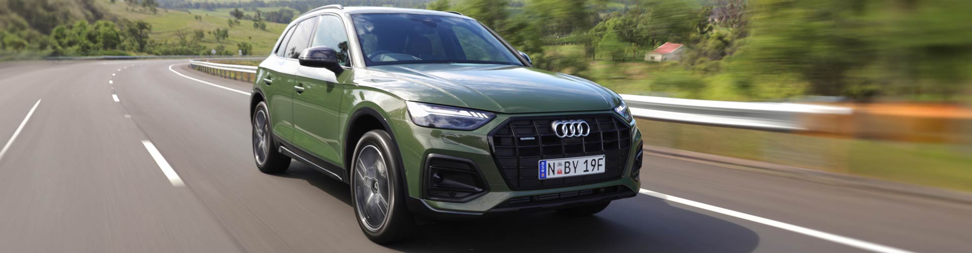 Front view of the 2021 Audi Q5 Front view of the 2021 Audi Q5