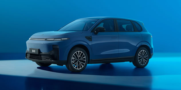 Leapmotor B10 in a blue-lit room