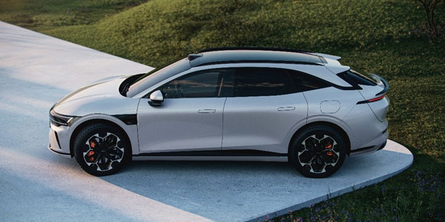 Zeekr 7GT electric car seen from the side