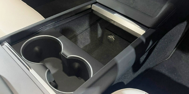 A view of the center console in the 2024 Tesla Model 3.