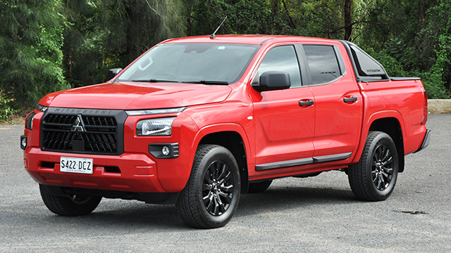 2025 Mitsubishi Triton GLX-R