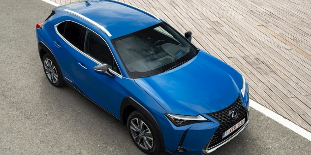 Top view of a blue Lexus UX300e.