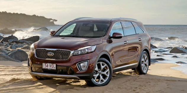  Kia Sorento Platinum on a beach