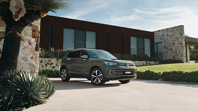 VW Tiguan in Green Elegance