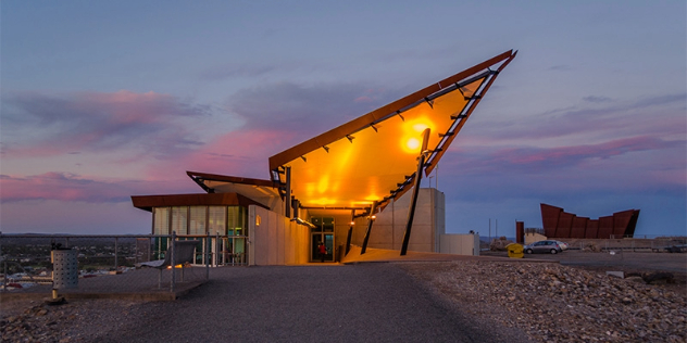 broken earth restaurant at broken hill at dusk