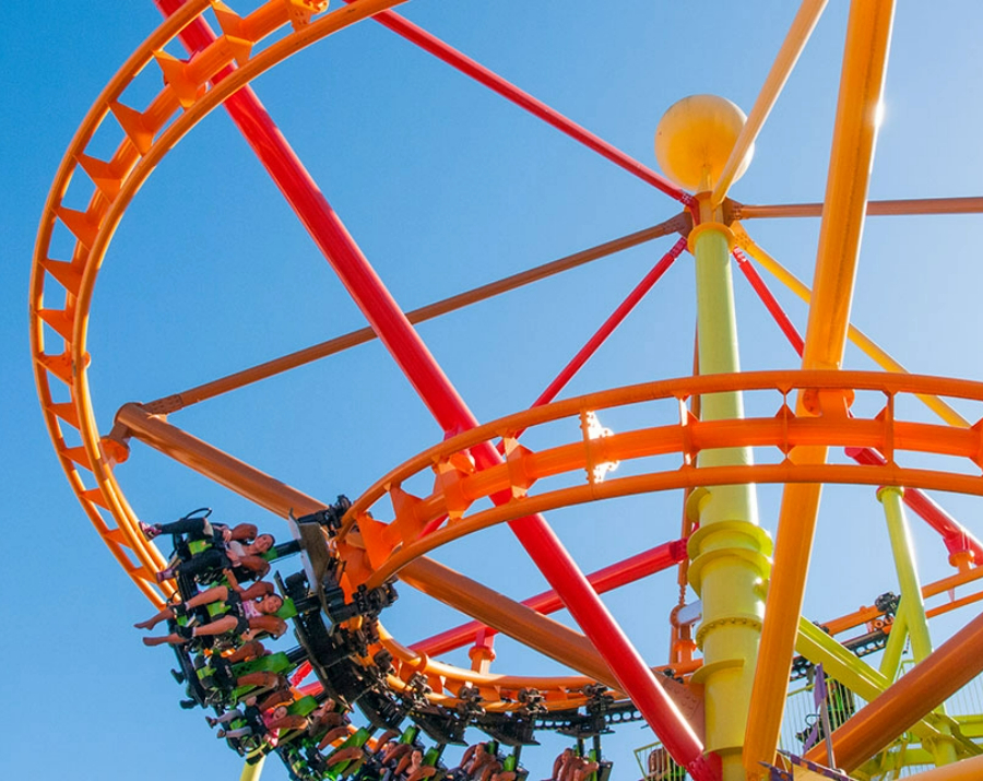 roller-coaster-at-dreamworld-qld-900x715 Slide 5
