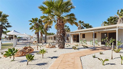 Pool View Room, Monkey Mia Holiday Resort